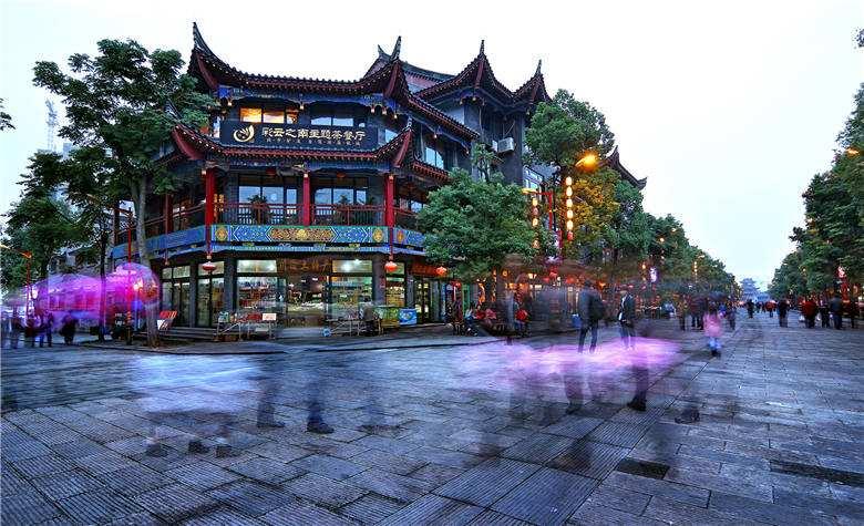 济南经十路东延章丘东段年内通车，顺河高架将建设穿黄通道